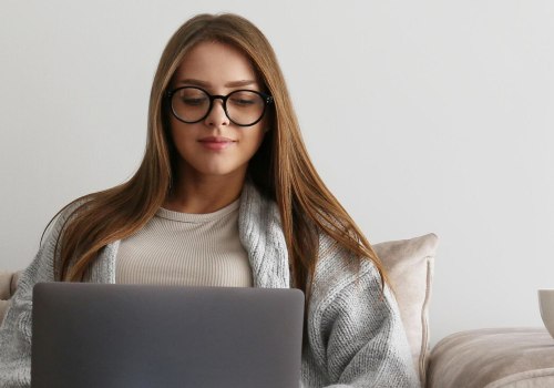 Choosing the Perfect Eyeglasses and Contact Lenses for Computer Work